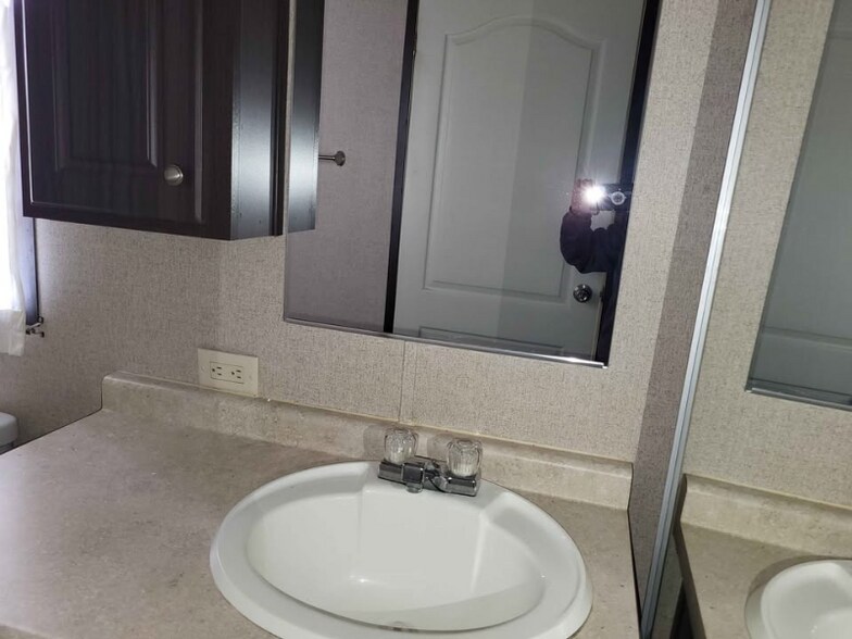 Building Photo - 3190 FM 1520