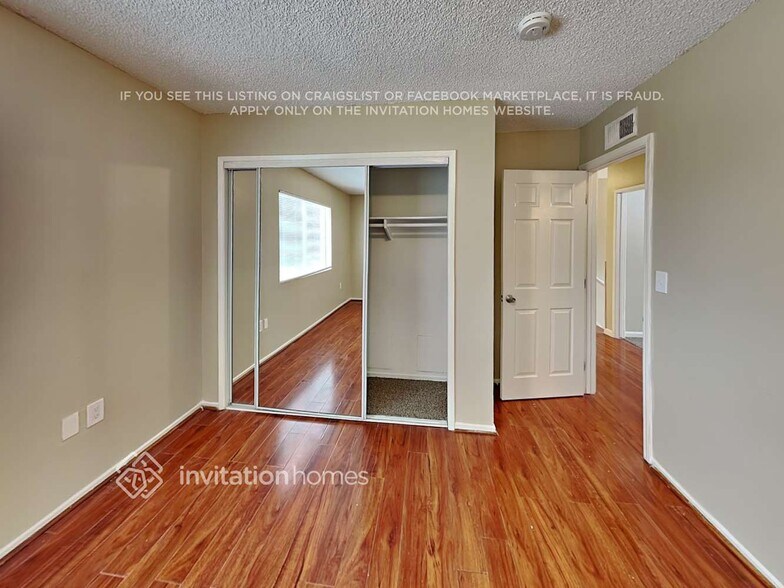 Building Photo - 13466 Almetz St