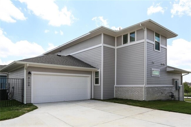 Building Photo - 8108 Ausblick Ave