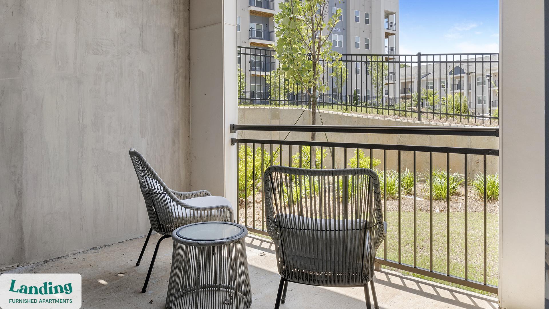 Building Photo - 1880 Maple Dr NW