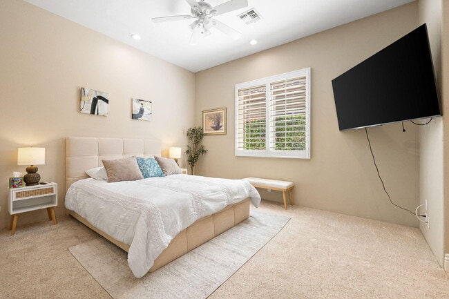 Building Photo - 49430 Montana Way