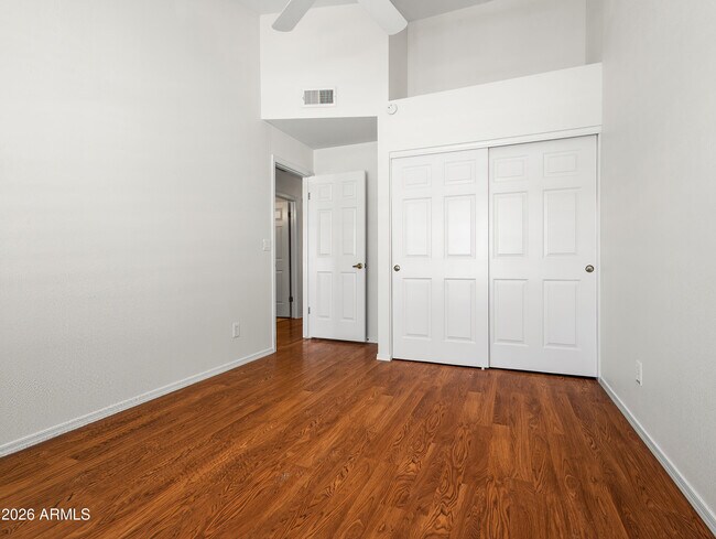 Building Photo - 1110 N Gull Haven Ct