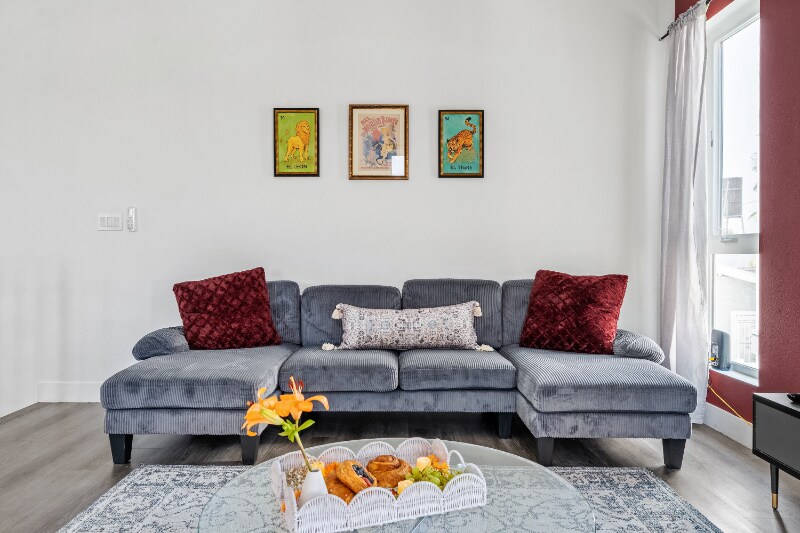 Building Photo - 3987 Dalton Ave