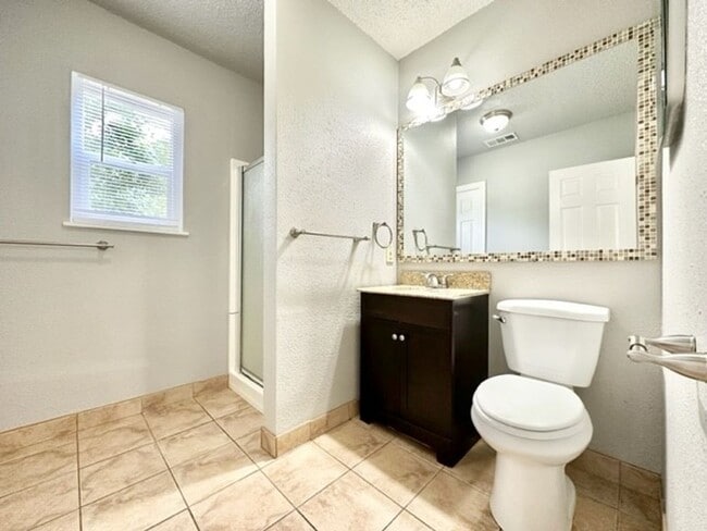 Building Photo - **Pre-Leasing for Summer 2026**  New and Improved 3 Bed 2 Bath Home