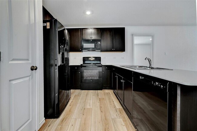 Building Photo - 1141 Catfish Ln