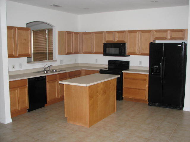 Building Photo - Large home in gated community of Aviana Re...