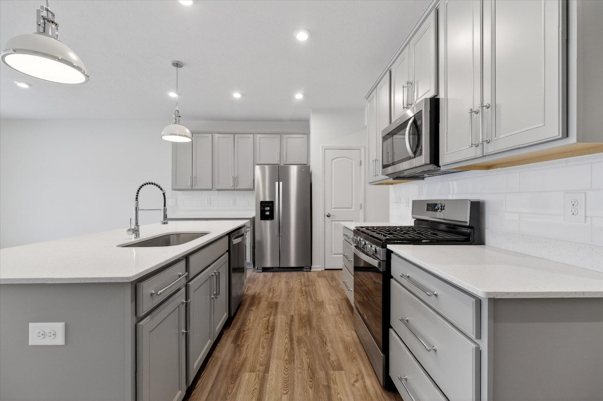 Building Photo - 10942 Haflinger Dr