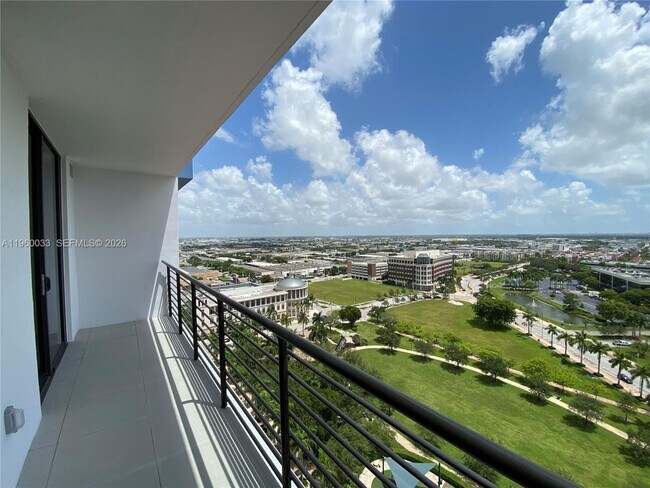 Building Photo - 5350 NW 84th Ave