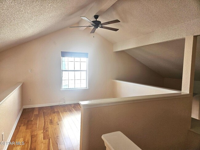 Building Photo - 11235 Kachina Dr