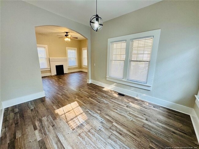 Building Photo - 1803 N Floyd Ave