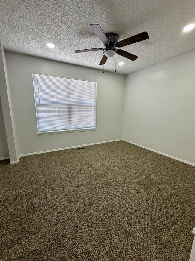 Building Photo - 4184 Charleston Dr