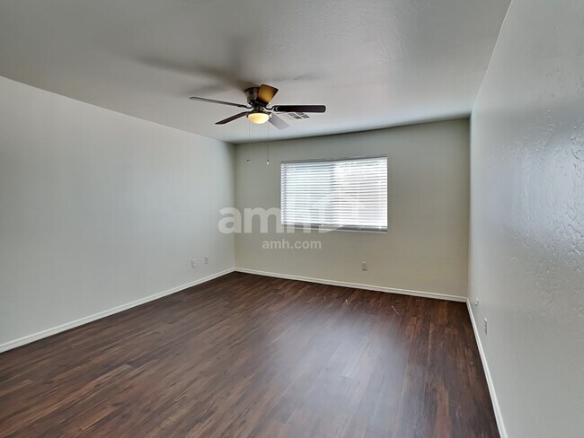 Building Photo - 15030 N 150th Ln