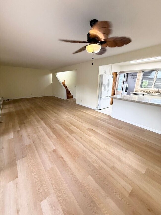 Building Photo - Mililani – Townhouse 3 bedrooms 2.5 bath Plus large den/living room