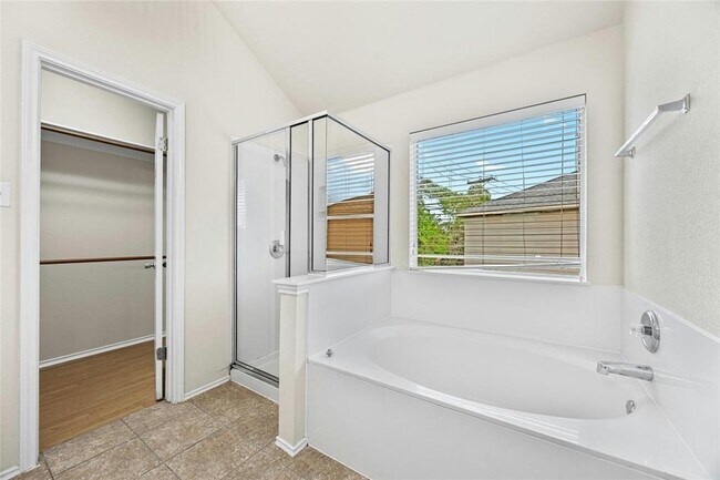 Building Photo - 2101 Rachel Ln