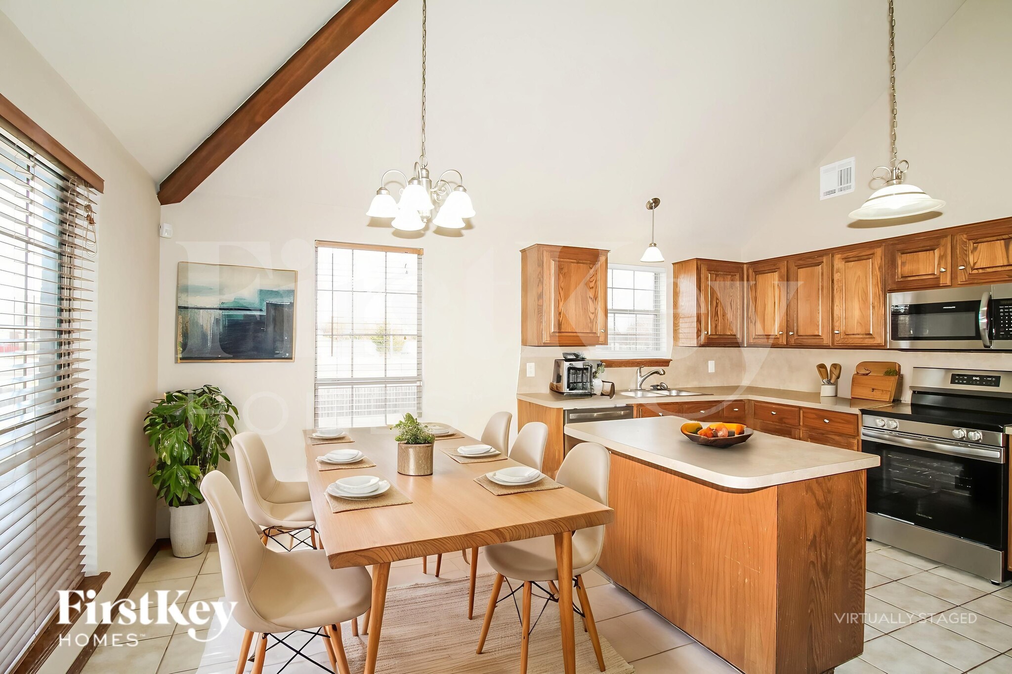 Building Photo - 2504 Tyler Ln