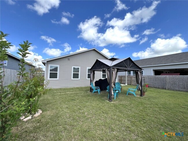 Building Photo - 3512 Donald Dr