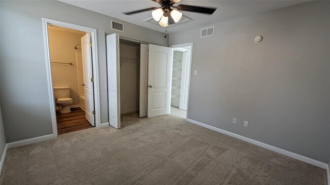 Building Photo - 133 Rush Haven