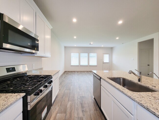 Building Photo - 4242 BROMHAM
