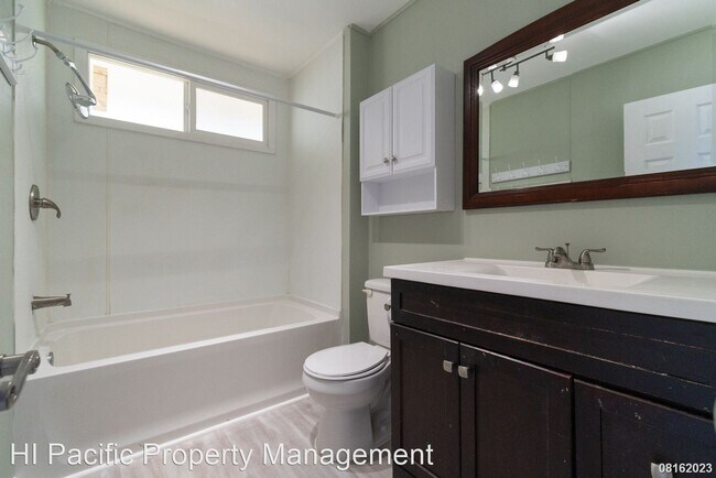 Building Photo - 2 br, 1 bath House - 908 Simon St