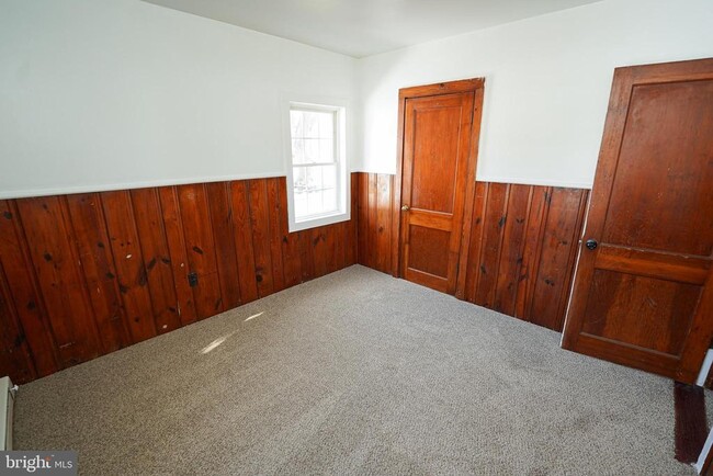 Building Photo - 8369 Nylon Ave