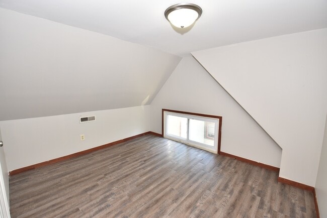 Building Photo - 508 S St Joseph St