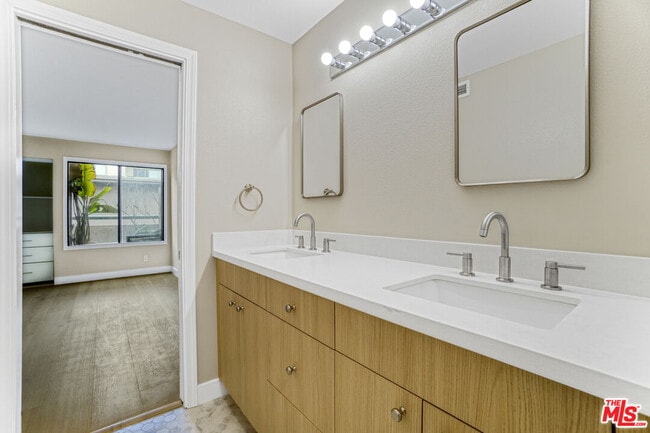 Building Photo - 8300 Manitoba St