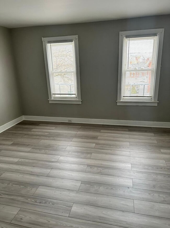 Building Photo - Southside Bethlehem Rental – 3-Bedroom 1 B...