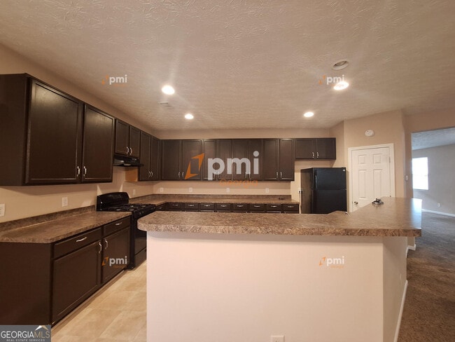 Building Photo - 5604 Sable Way