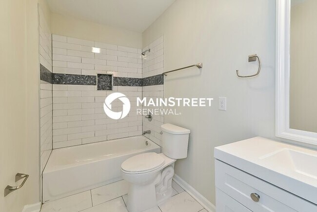 Building Photo - 3 Bedroom Pet-Friendly Home in Memphis, TN with Main Street Renewal
