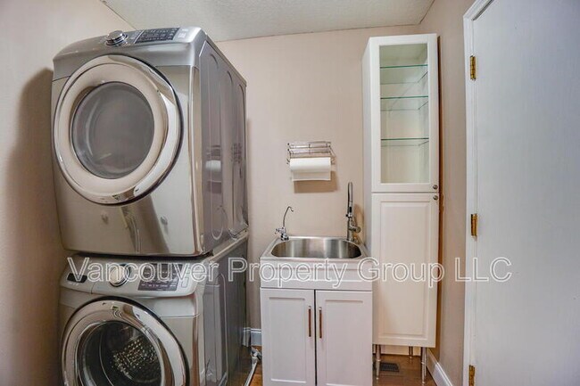 Building Photo - 3407 SE 172nd Ave