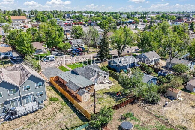 Building Photo - 11860 W Independence Ave