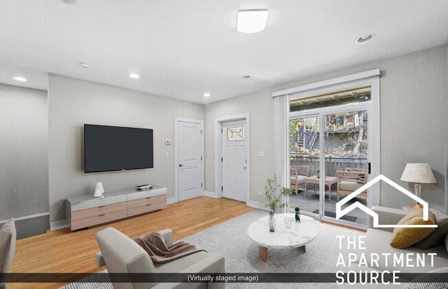 Building Photo - 1337 W Walton St