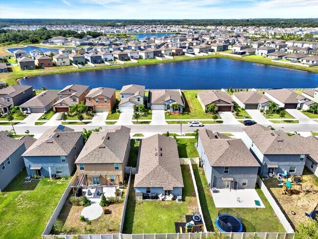 Building Photo - 5538 Blue Azure Dr