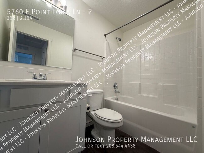 Building Photo - 5760 E Point Loma Ln