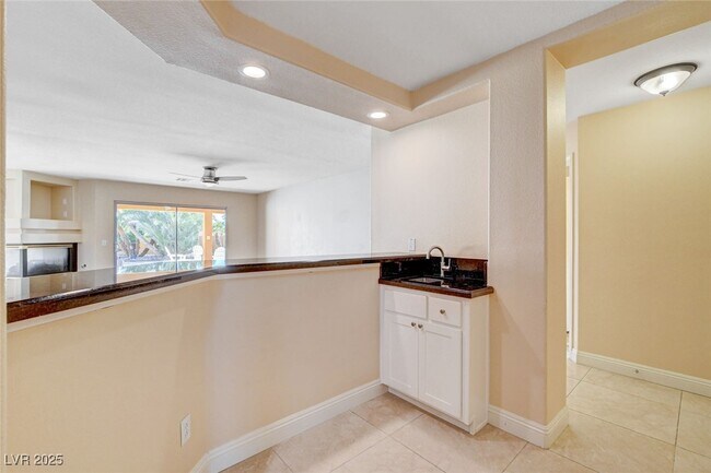 Building Photo - 2707 Mallard Landing Ave