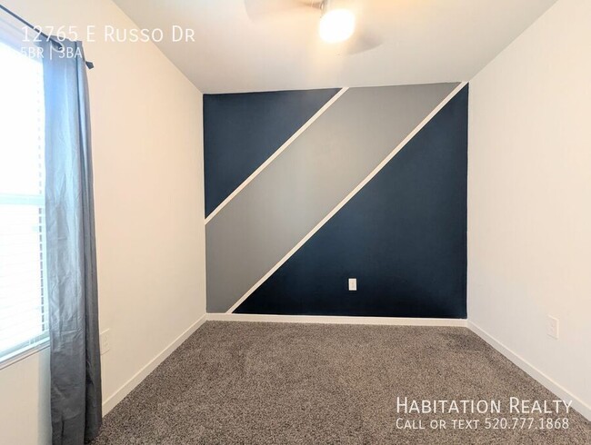 Building Photo - 12765 E Russo Dr