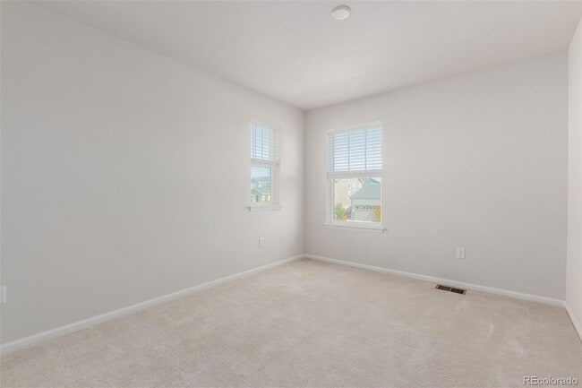 Building Photo - 3827 N Grand Baker Ct