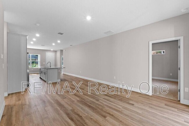 Building Photo - 836 E Weldon Ct