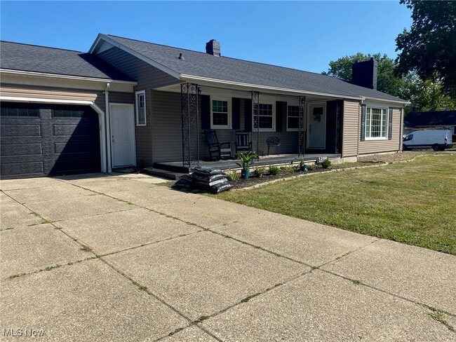 Primary Photo - 1250 Orchard Park Dr