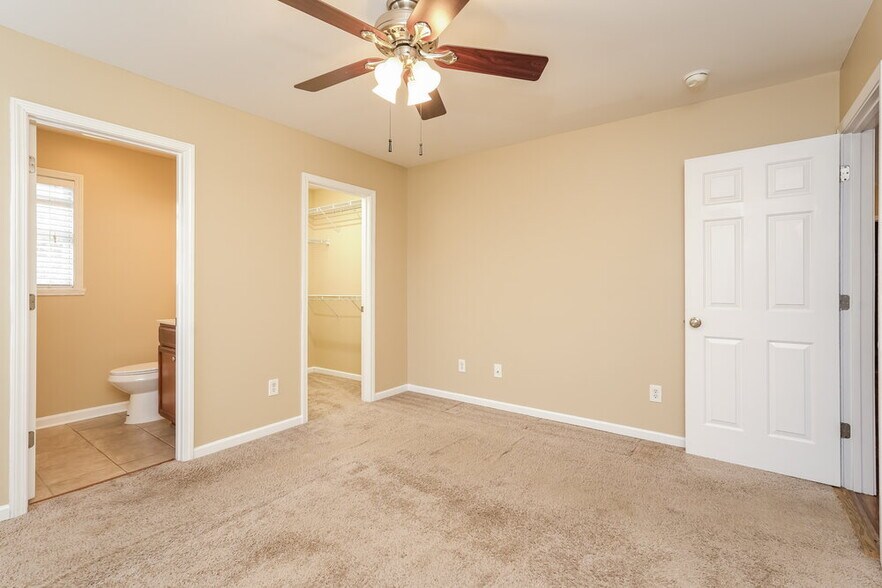 Building Photo - 312 Walden Ridge Ct