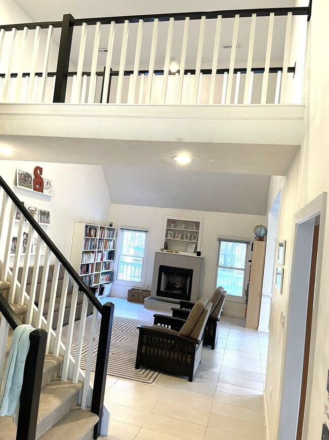 Building Photo - Brick 2 story in Chesapeake
