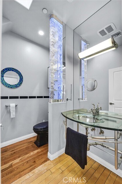 Building Photo - 876 Harrington Rd