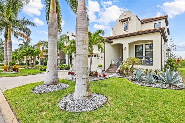 Building Photo - Waterfront Luxury Living | Private Dock + Direct Tampa Bay Access