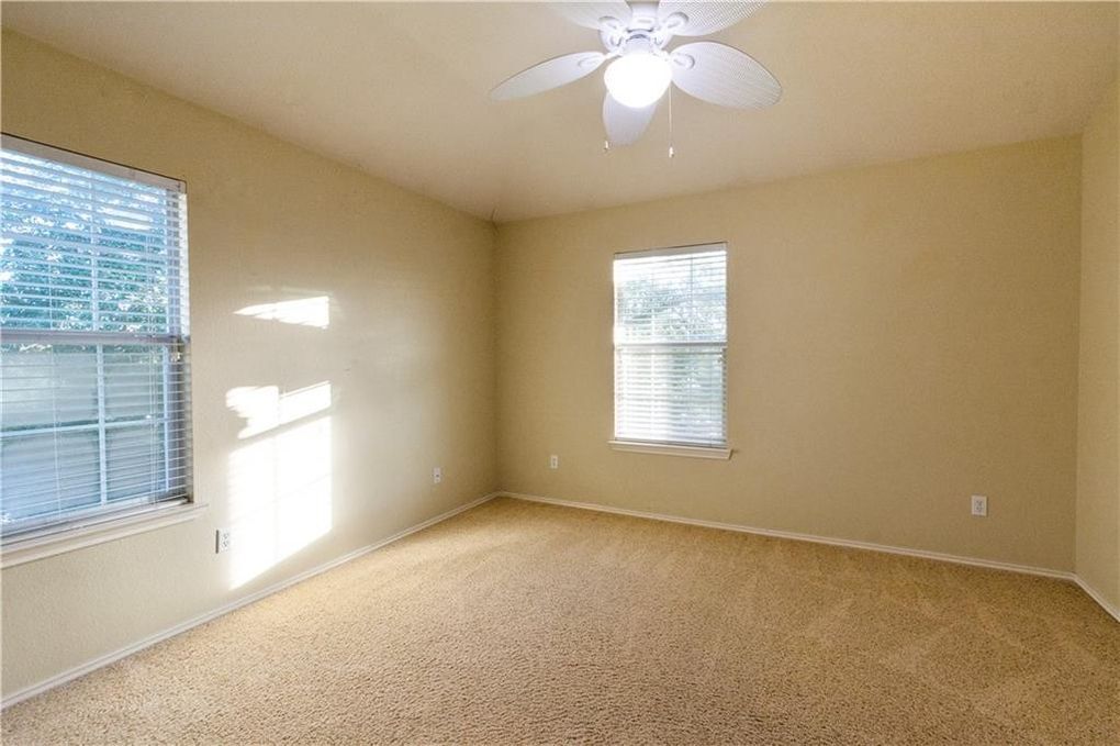 Guest Bedroom 2 - 1900 Scofield Ridge Pky