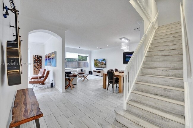 Building Photo - 2508 Cardaman Ave