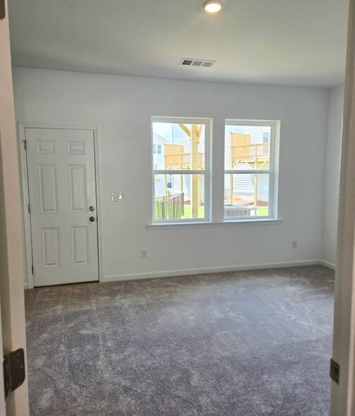 Building Photo - 6234 Kenbrook Dr