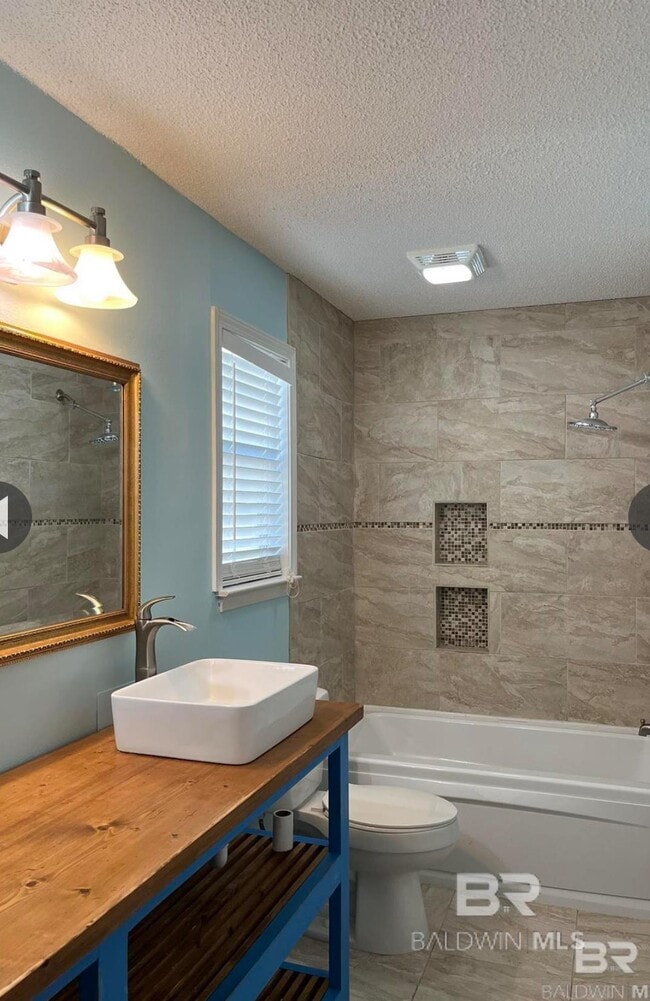 Building Photo - 4701 Avenue D Ave