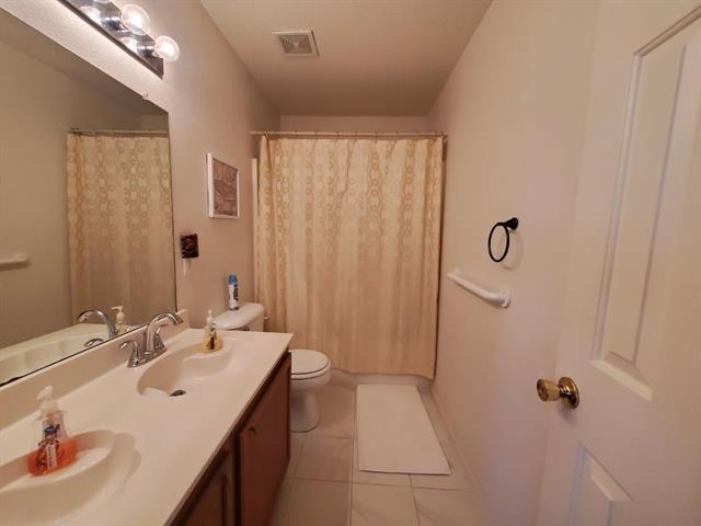 Building Photo - 3410 Clydesdale Dr