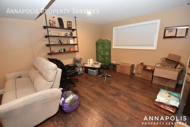 Building Photo - 403 Edgemere Dr