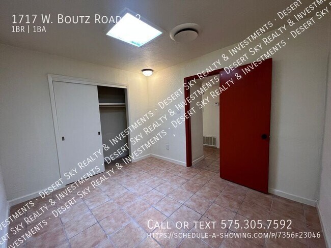 Building Photo - 1717 W Boutz Rd